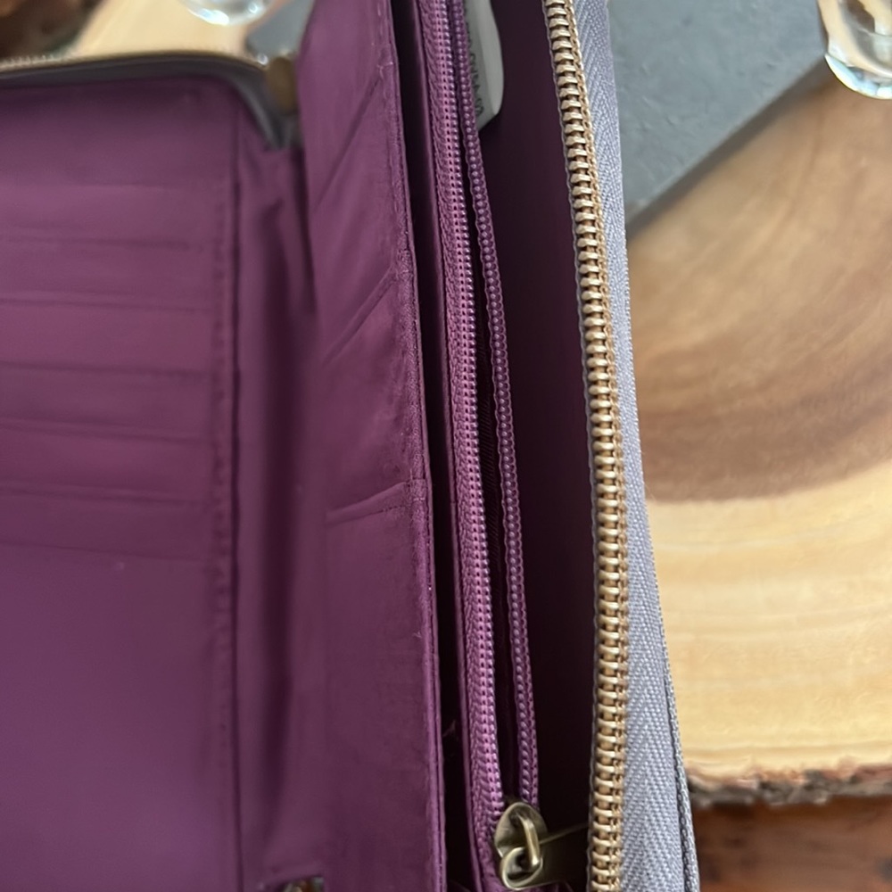 Travelon Nylon Travel Zip Around Wallet Wristlet RFID Protection Gray, purple - Picture 6 of 9